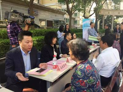 天津律師進社區普法惠民生，專業服務助推社會和諧發展